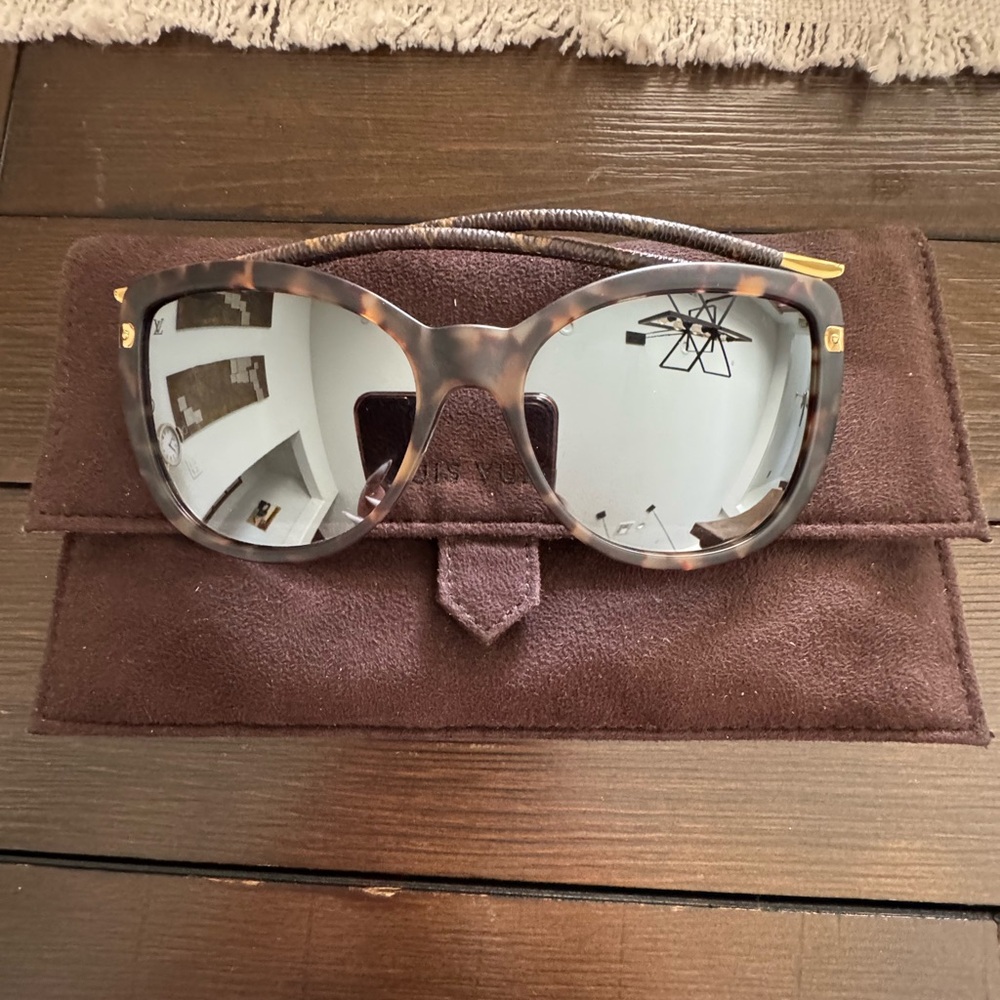 Louis Vuitton Tortoise Sunglasses with Gold Details